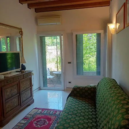 Beatiful Modern Flat Venice Centre With Private Lounge Green Area Relax-2